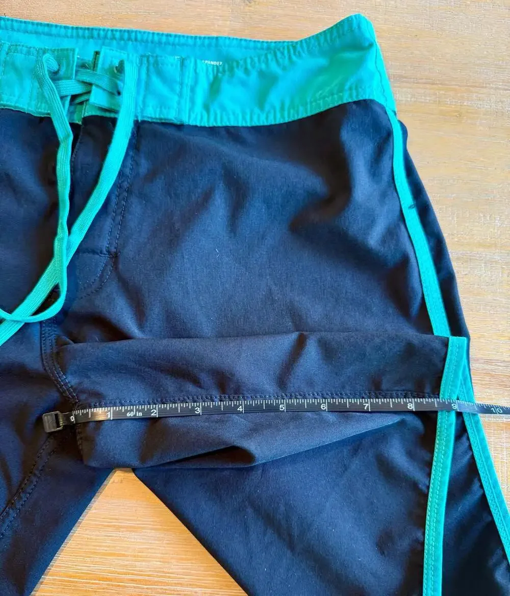 RVCA Performance Stretch Black and Turquoise Boardshorts Size 30